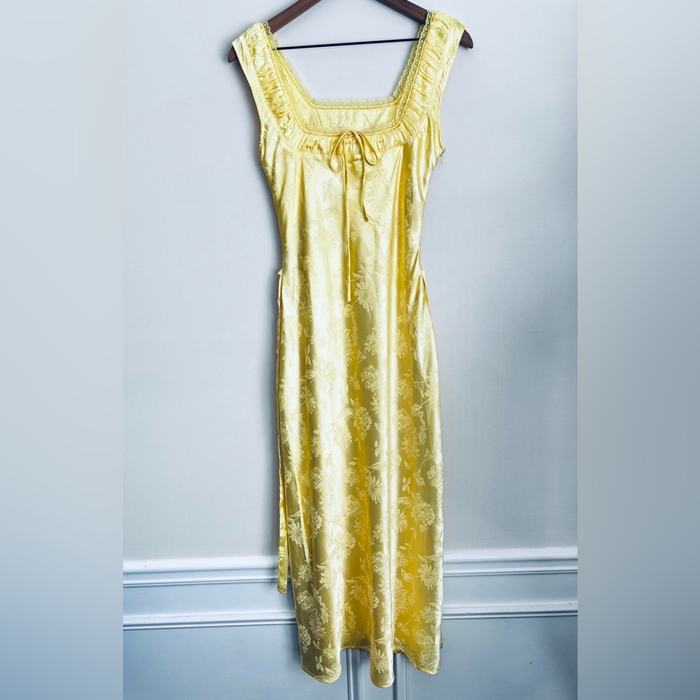 Gorgeous Yellow Square Neck Satin Dress S